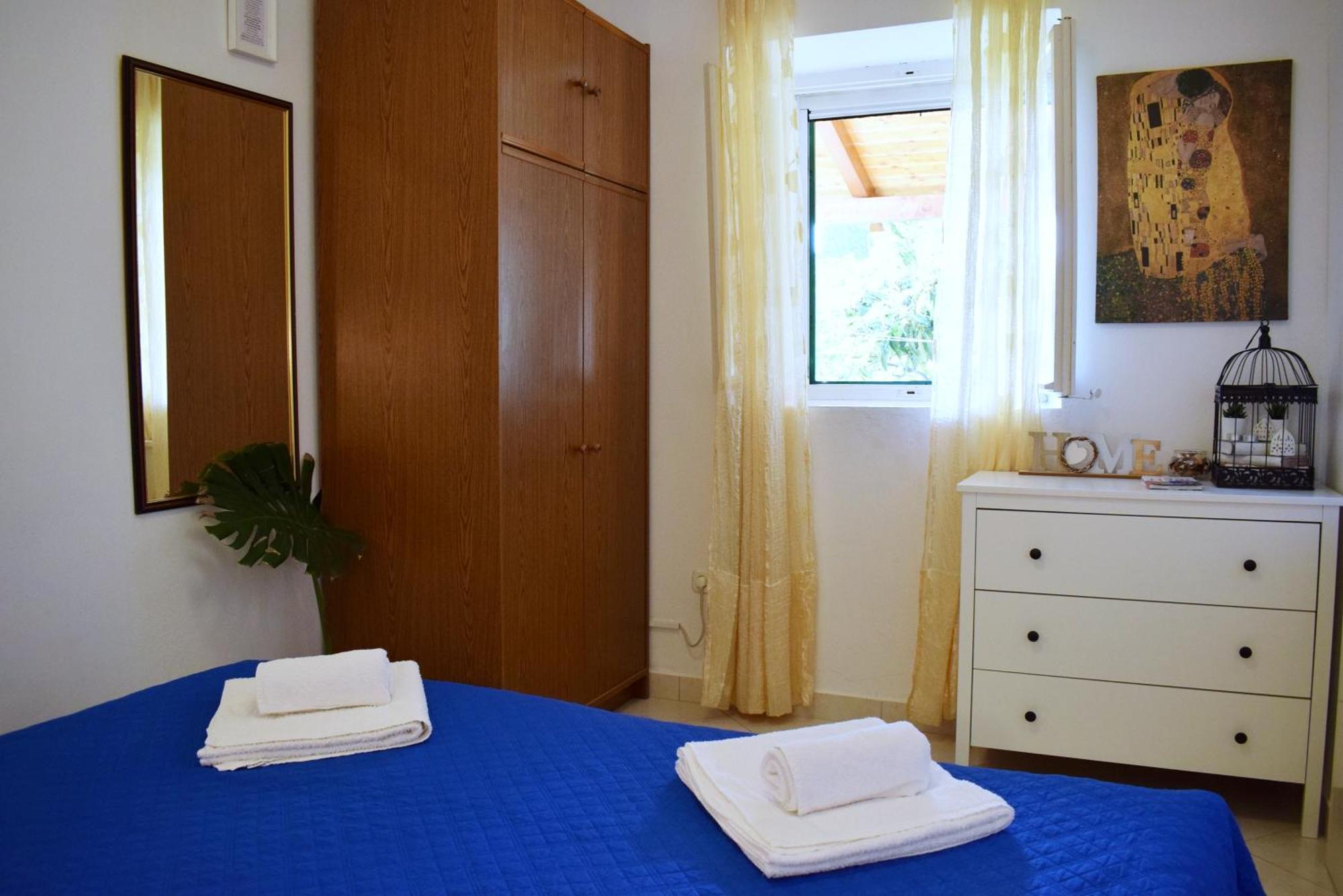 Lina Vrankovic Apartments Хвар Экстерьер фото